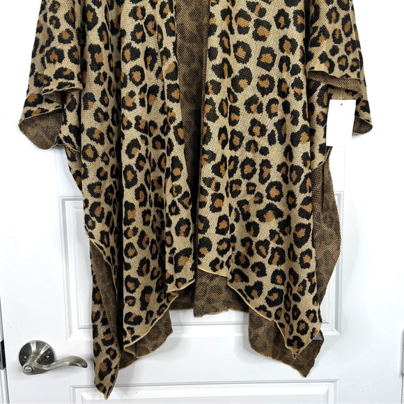 NORDSTROM RACK Leopard Print Open Kimono Poncho Wrap NEW - Picture 3 of 14